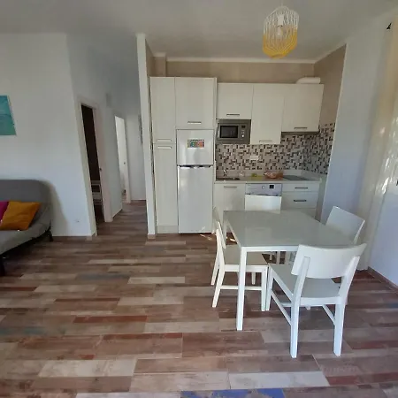 Apartamento Cala Isabel Zahora